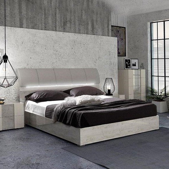 FIORELLA Velvet King Bed - Fabelli Italia