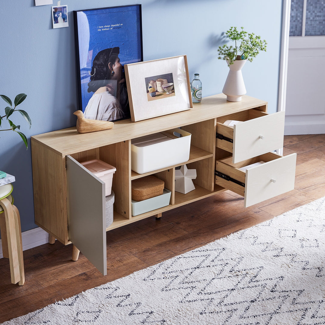 QUINN Modern Wood TV Stand