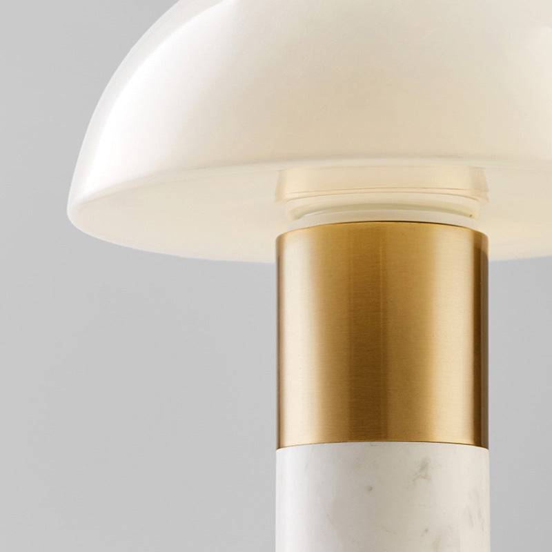 AURIAN Beige & Gold Table Lamp